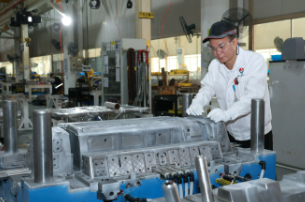 대형 홈 어플라이언스 판금 부품의 진보적 인 죽음의 첫 번째 시험 성공을위한 주요 기술