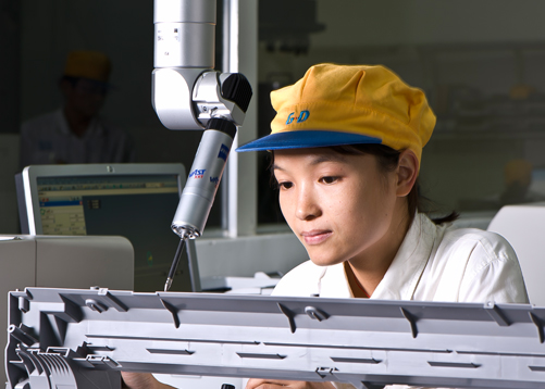 디지털 검사 기술이 어떻게 곰팡이 제조 정확도를 향상 시키는가?